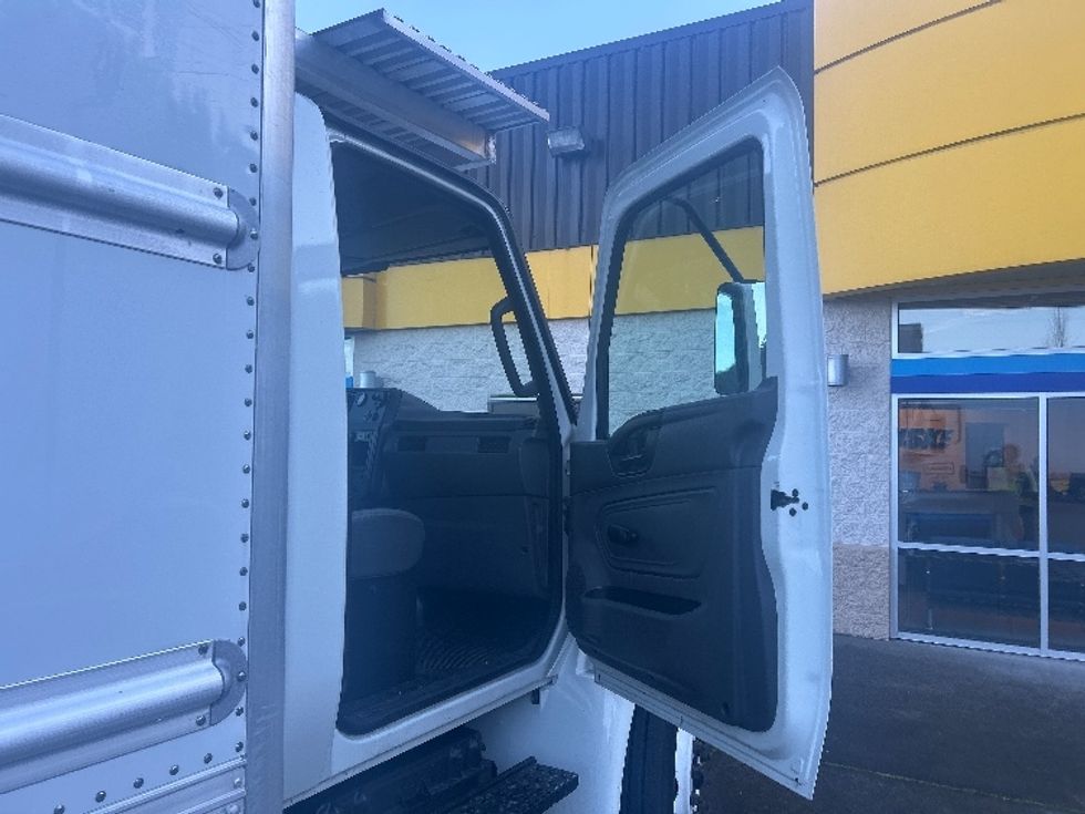 Refrigerated Truck-Light and Medium Duty Trucks-International-2020-MV607-Portland-OR-122,642\n\t\tmiles-$ 66,000 - Image 20