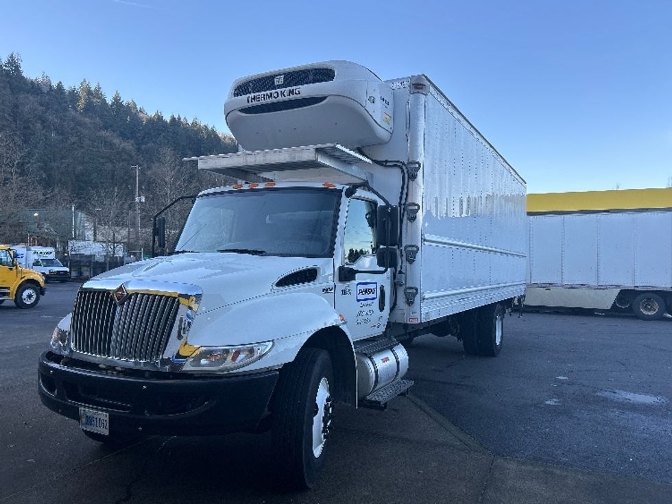 Refrigerated Truck-Light and Medium Duty Trucks-International-2020-MV607-Portland-OR-122,642\n\t\tmiles-$ 66,000 - Image 3
