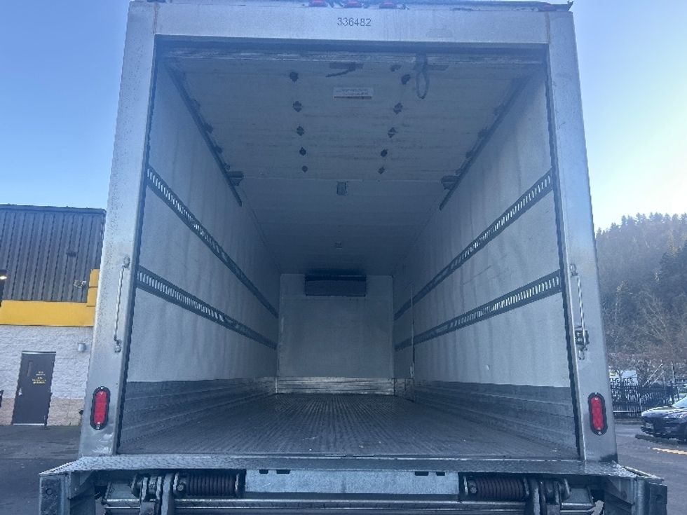 Refrigerated Truck-Light and Medium Duty Trucks-International-2020-MV607-Portland-OR-122,642\n\t\tmiles-$ 66,000 - Image 8