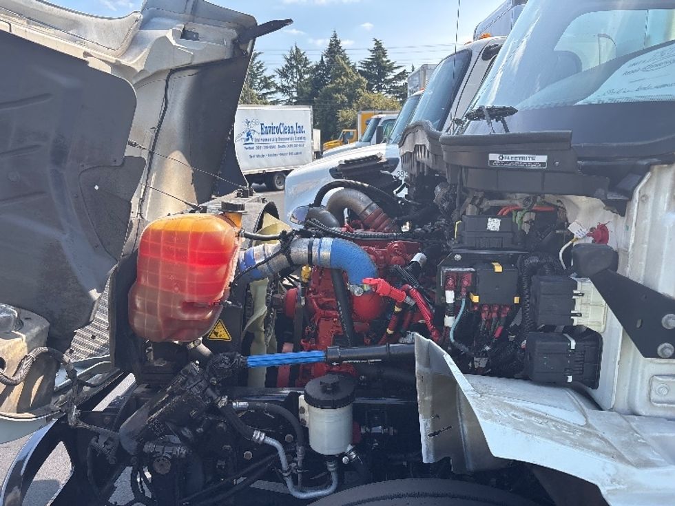 Refrigerated Truck-Light and Medium Duty Trucks-International-2020-MV607-Portland-OR-174,713\n\t\tmiles-$ 56,750 - Image 24