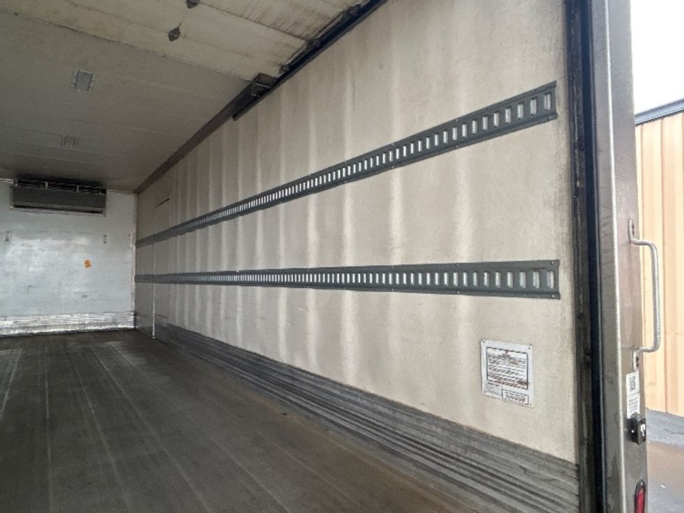 Refrigerated Truck-Light and Medium Duty Trucks-International-2020-MV607-Portland-OR-223,995\n\t\tmiles-$ 47,750 - Image 12