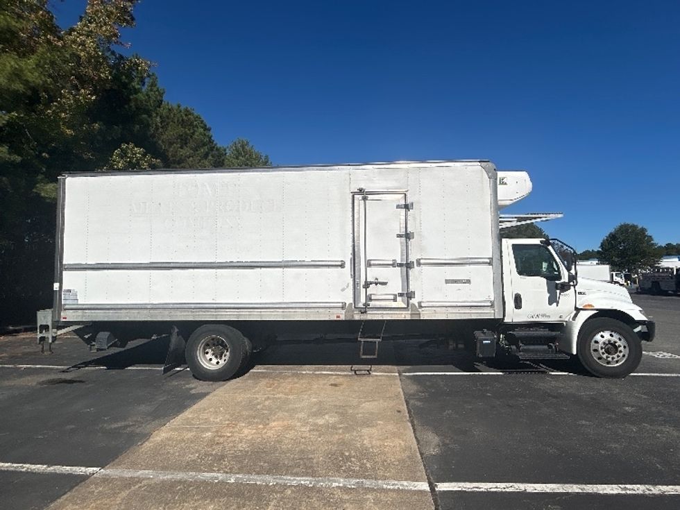 Refrigerated Truck-Light and Medium Duty Trucks-International-2020-MV607-Prince George-VA-184,643\n\t\tmiles-$ 57,750 - Image 15
