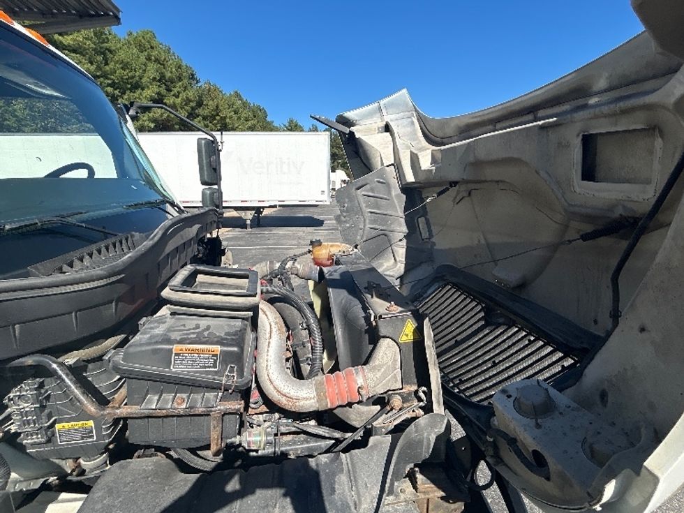 Refrigerated Truck-Light and Medium Duty Trucks-International-2020-MV607-Prince George-VA-184,643\n\t\tmiles-$ 57,750 - Image 23