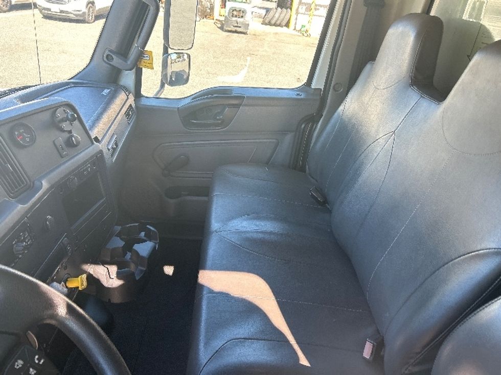 Refrigerated Truck-Light and Medium Duty Trucks-International-2020-MV607-Prince George-VA-215,176\n\t\tmiles-$ 51,250 - Image 19