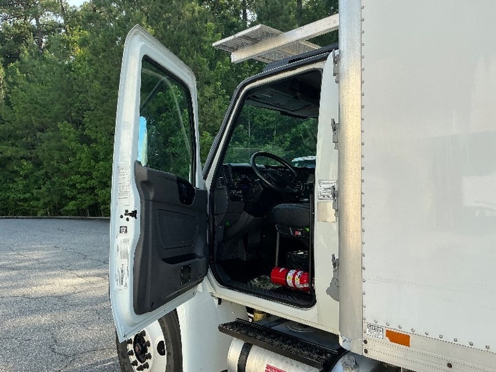 Refrigerated Truck-Light and Medium Duty Trucks-International-2020-MV607-Prince George-VA-385,521\n\t\tmiles-$ 20,750 - Image 16