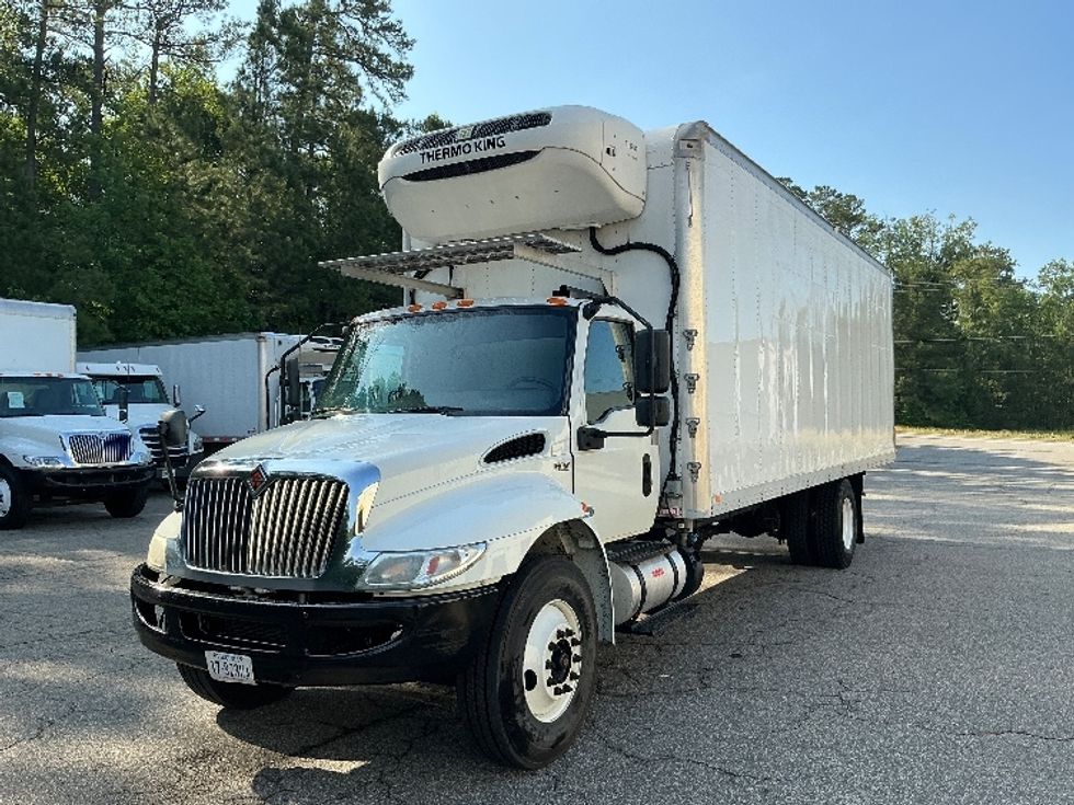 Refrigerated Truck-Light and Medium Duty Trucks-International-2020-MV607-Prince George-VA-385,521\n\t\tmiles-$ 20,750 - Image 3