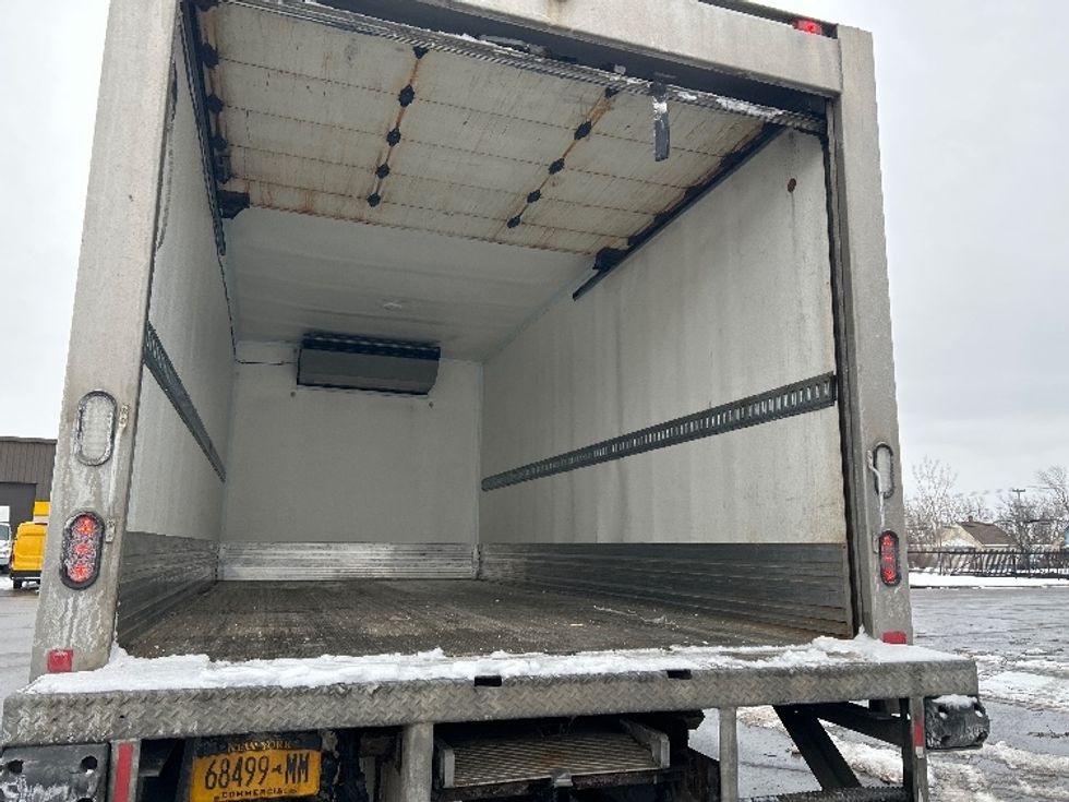 Refrigerated Truck-Light and Medium Duty Trucks-International-2020-MV607-Rochester-NY-150,171\n\t\tmiles-$ 41,000 - Image 12