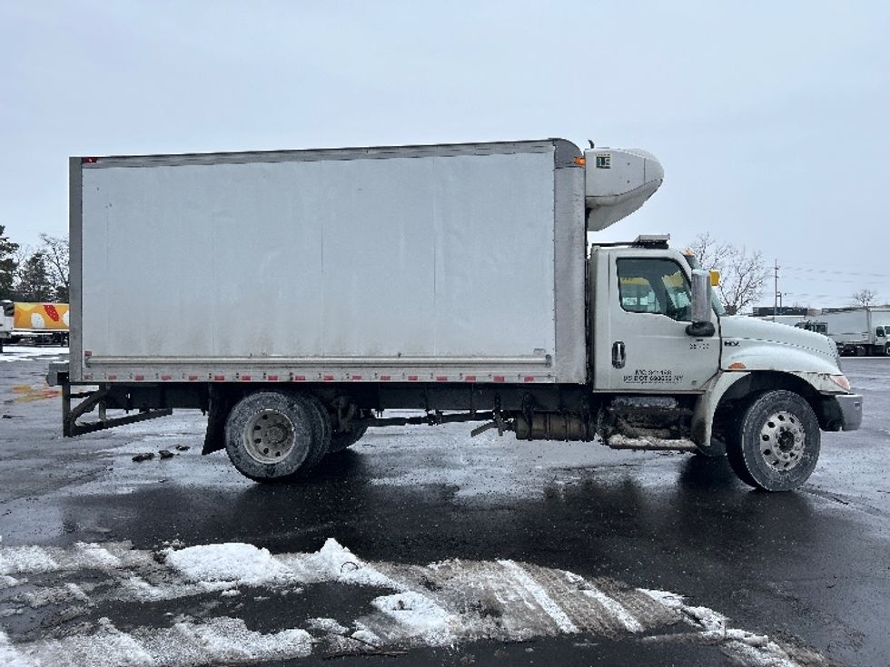 Refrigerated Truck-Light and Medium Duty Trucks-International-2020-MV607-Rochester-NY-150,171\n\t\tmiles-$ 41,000 - Image 15