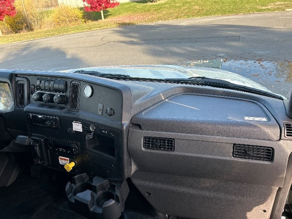 Refrigerated Truck-Light and Medium Duty Trucks-International-2020-MV607-Rochester-NY-152,041\n\t\tmiles-$ 50,500 - Image 21