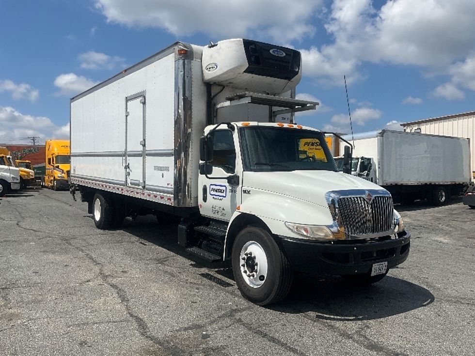 Refrigerated Truck-Light and Medium Duty Trucks-International-2020-MV607-Rockville-MD-164,978\n\t\tmiles-$ 55,000 - Image 1