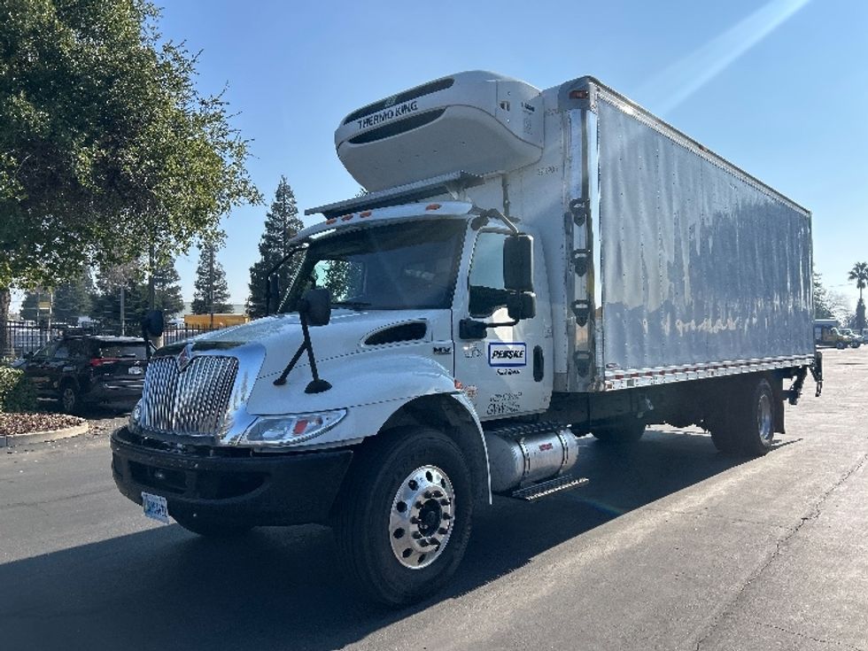 Refrigerated Truck-Light and Medium Duty Trucks-International-2020-MV607-Sacramento-CA-225,904\n\t\tmiles-$ 50,250 - Image 3