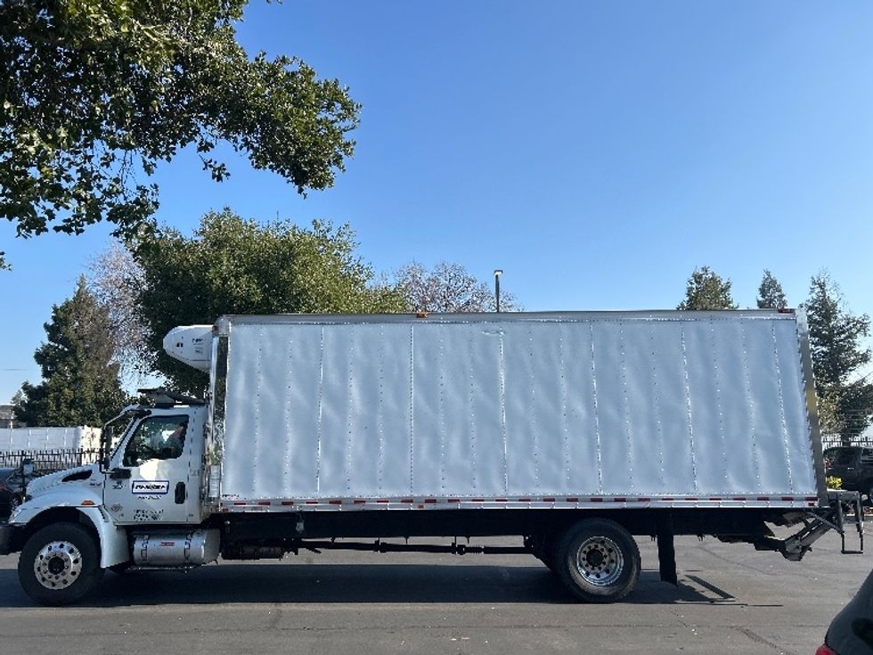 Refrigerated Truck-Light and Medium Duty Trucks-International-2020-MV607-Sacramento-CA-225,904\n\t\tmiles-$ 50,250 - Image 4