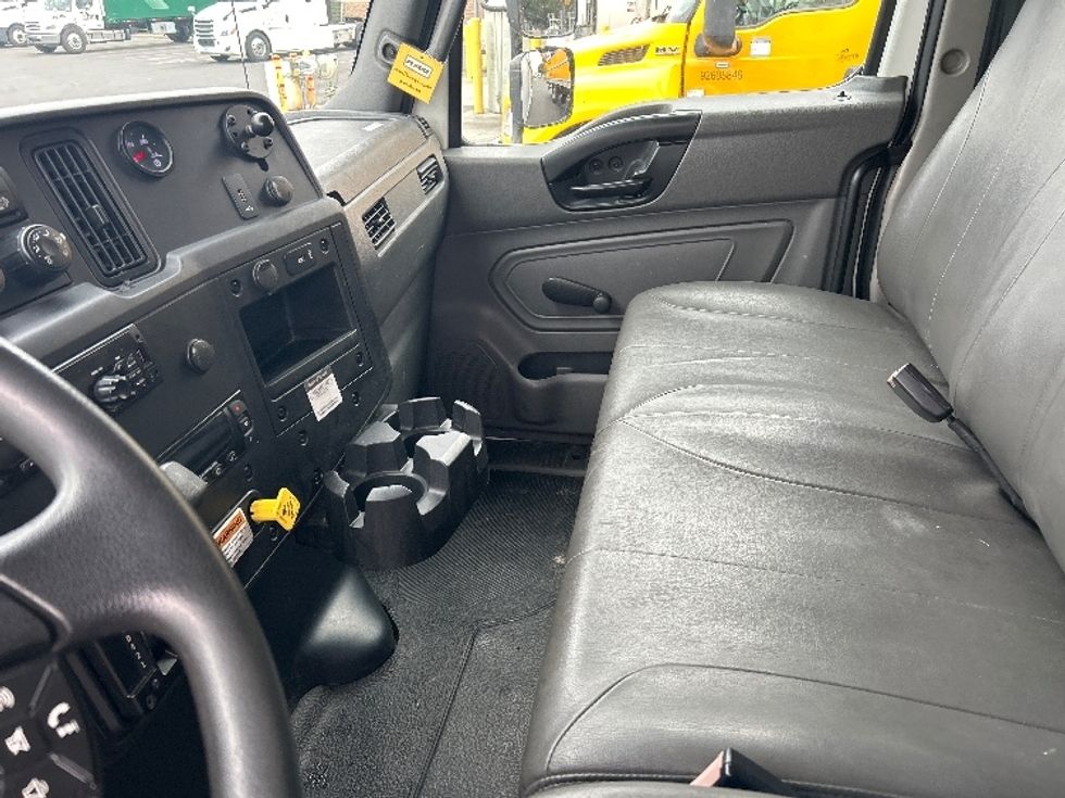 Refrigerated Truck-Light and Medium Duty Trucks-International-2020-MV607-Santa Clara-CA-138,480\n\t\tmiles-$ 66,250 - Image 19