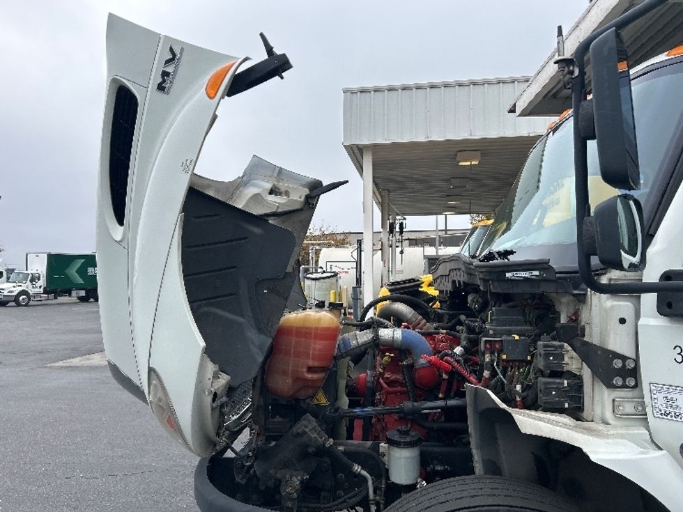 Refrigerated Truck-Light and Medium Duty Trucks-International-2020-MV607-Santa Clara-CA-138,480\n\t\tmiles-$ 66,250 - Image 24