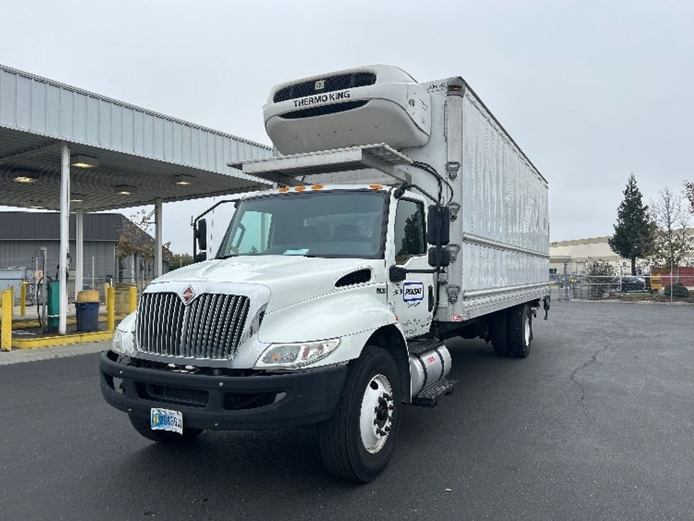 Refrigerated Truck-Light and Medium Duty Trucks-International-2020-MV607-Santa Clara-CA-138,480\n\t\tmiles-$ 66,250 - Image 3