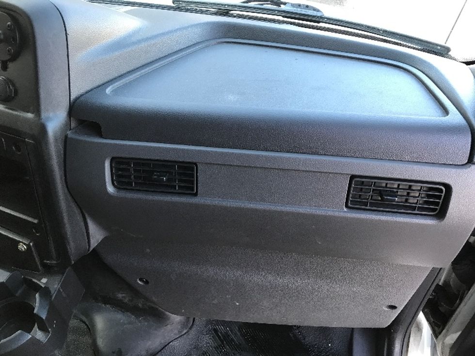 Refrigerated Truck-Light and Medium Duty Trucks-International-2020-MV607-Scarborough-ON-214,153\n\t\tkm-$ 72,250 - Image 21