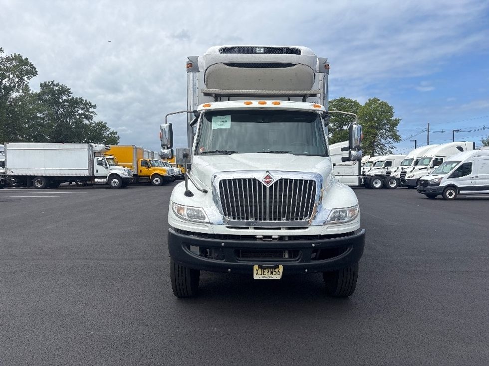 Refrigerated Truck-Light and Medium Duty Trucks-International-2020-MV607-South Plainfield-NJ-170,120\n\t\tmiles-$ 50,000 - Image 2