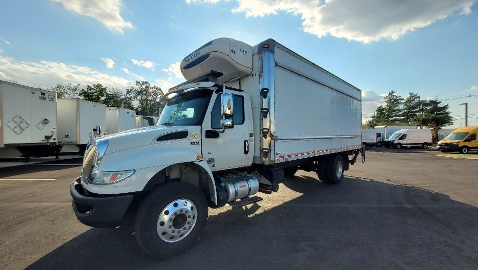 Refrigerated Truck-Light and Medium Duty Trucks-International-2020-MV607-South Plainfield-NJ-202,183\n\t\tmiles-$ 44,000 - Image 3