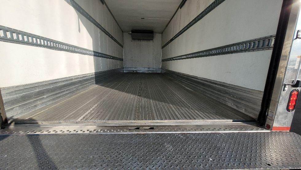 Refrigerated Truck-Light and Medium Duty Trucks-International-2020-MV607-South Plainfield-NJ-202,183\n\t\tmiles-$ 44,000 - Image 10