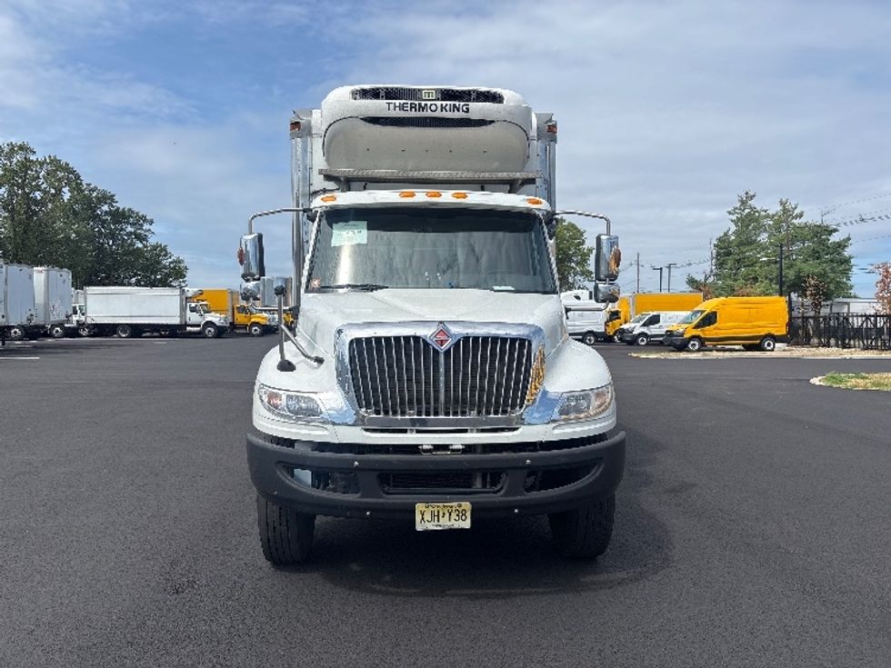 Refrigerated Truck-Light and Medium Duty Trucks-International-2020-MV607-South Plainfield-NJ-230,000\n\t\tmiles-$ 27,750 - Image 2