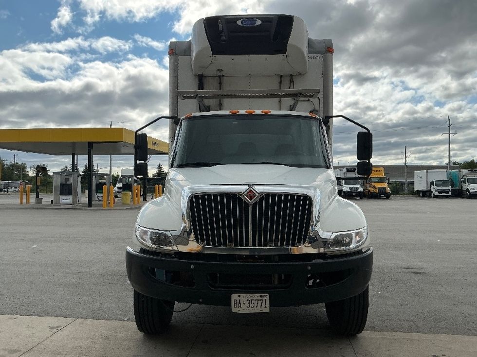 Refrigerated Truck-Light and Medium Duty Trucks-International-2020-MV607-Stoney Creek-ON-176,131\n\t\tkm-$ 71,000 - Image 2