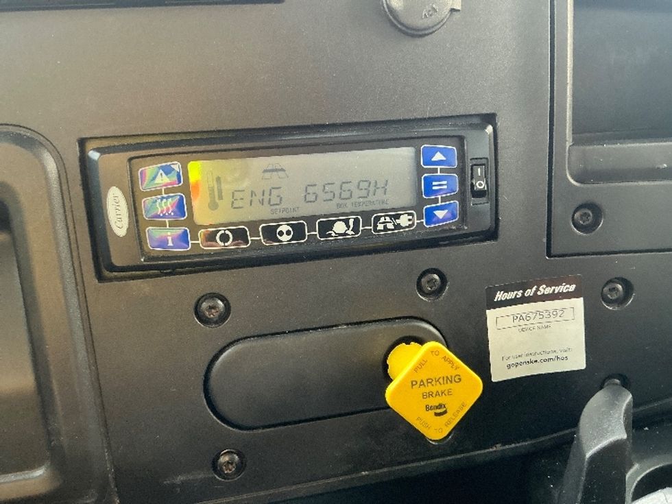 Refrigerated Truck-Light and Medium Duty Trucks-International-2020-MV607-Stoney Creek-ON-176,131\n\t\tkm-$ 71,000 - Image 25