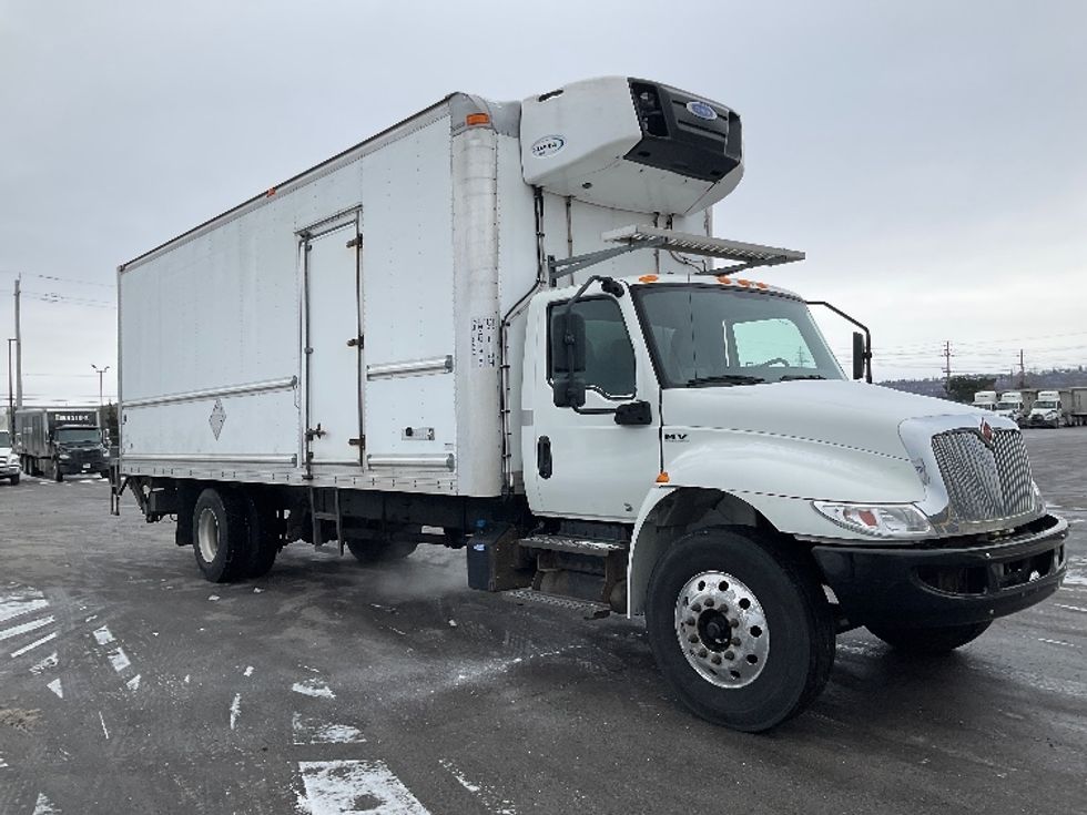 Refrigerated Truck-Light and Medium Duty Trucks-International-2020-MV607-Stoney Creek-ON-253,540\n\t\tkm-$ 67,000 - Image 1