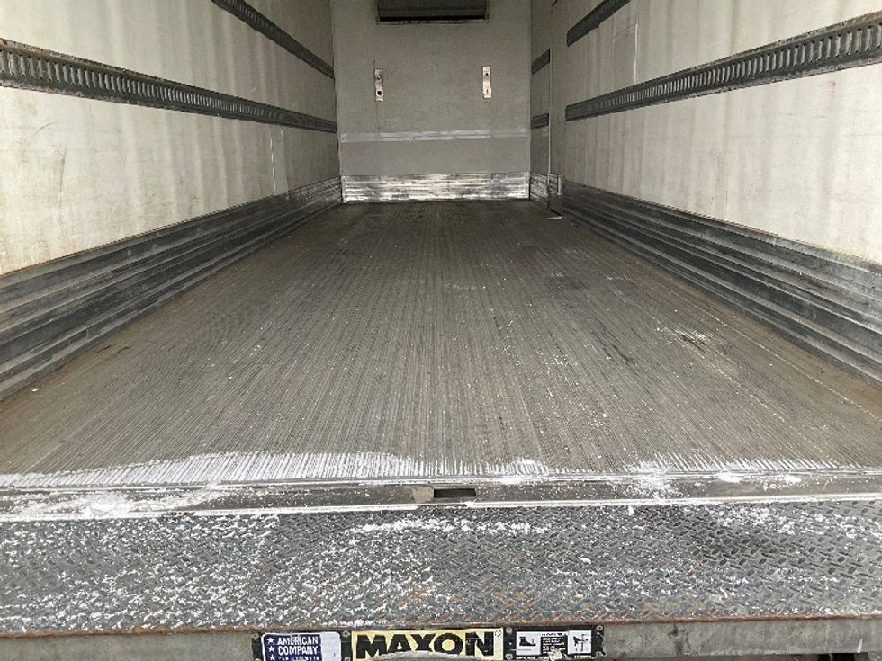 Refrigerated Truck-Light and Medium Duty Trucks-International-2020-MV607-Stoney Creek-ON-253,540\n\t\tkm-$ 67,000 - Image 10