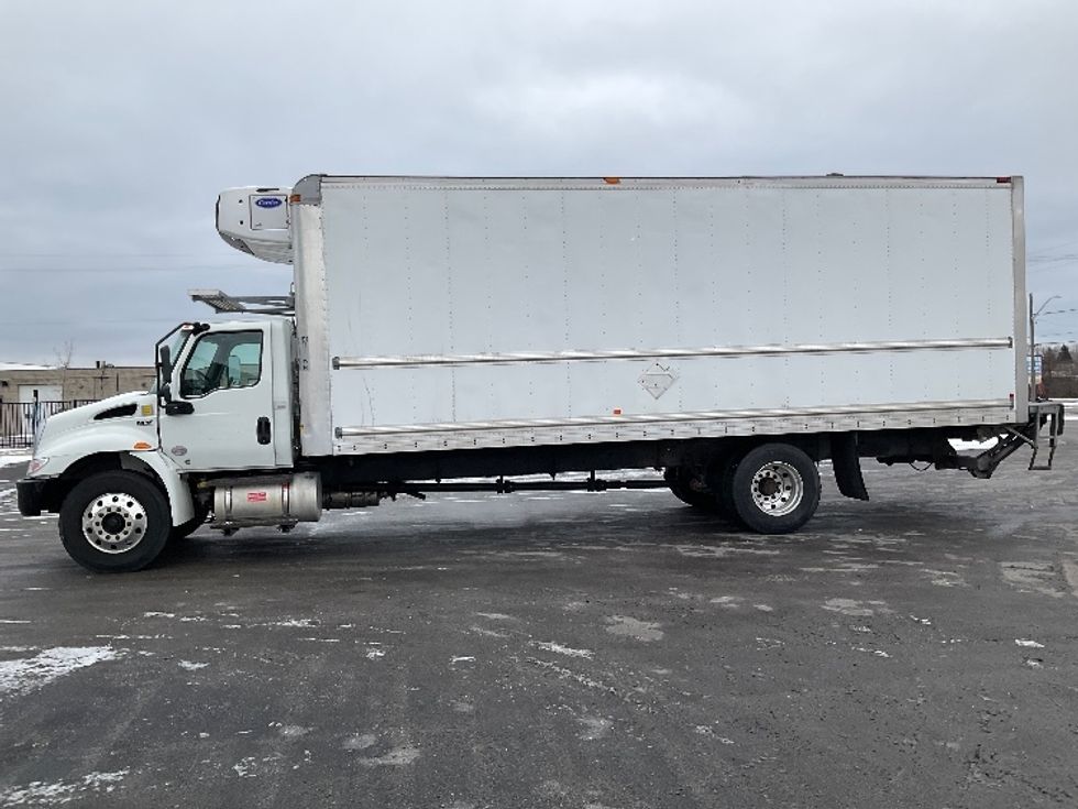 Refrigerated Truck-Light and Medium Duty Trucks-International-2020-MV607-Stoney Creek-ON-253,540\n\t\tkm-$ 67,000 - Image 4
