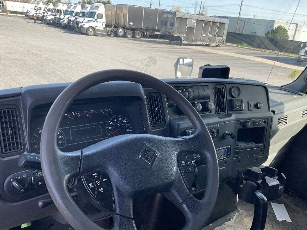 Refrigerated Truck-Light and Medium Duty Trucks-International-2020-MV607-Stoney Creek-ON-257,289\n\t\tkm-$ 74,500 - Image 17