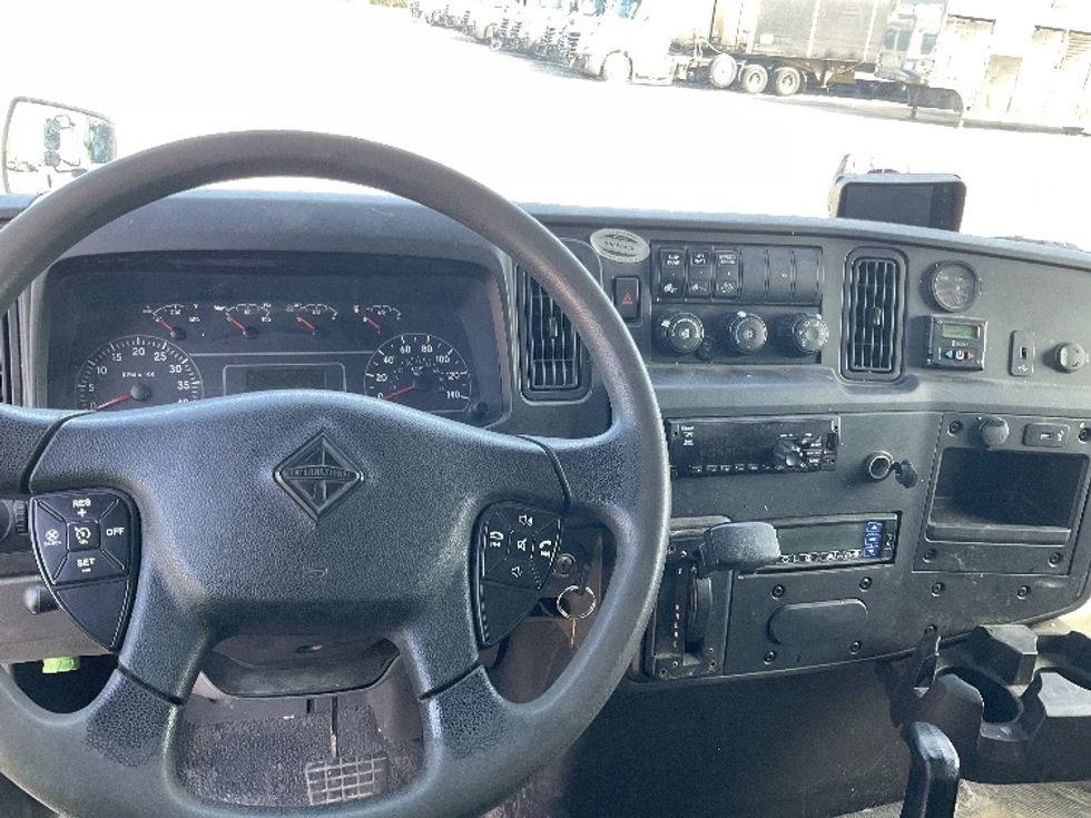 Refrigerated Truck-Light and Medium Duty Trucks-International-2020-MV607-Stoney Creek-ON-257,289\n\t\tkm-$ 74,500 - Image 18