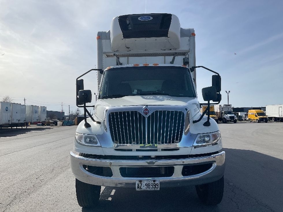 Refrigerated Truck-Light and Medium Duty Trucks-International-2020-MV607-Stoney Creek-ON-257,289\n\t\tkm-$ 74,500 - Image 2