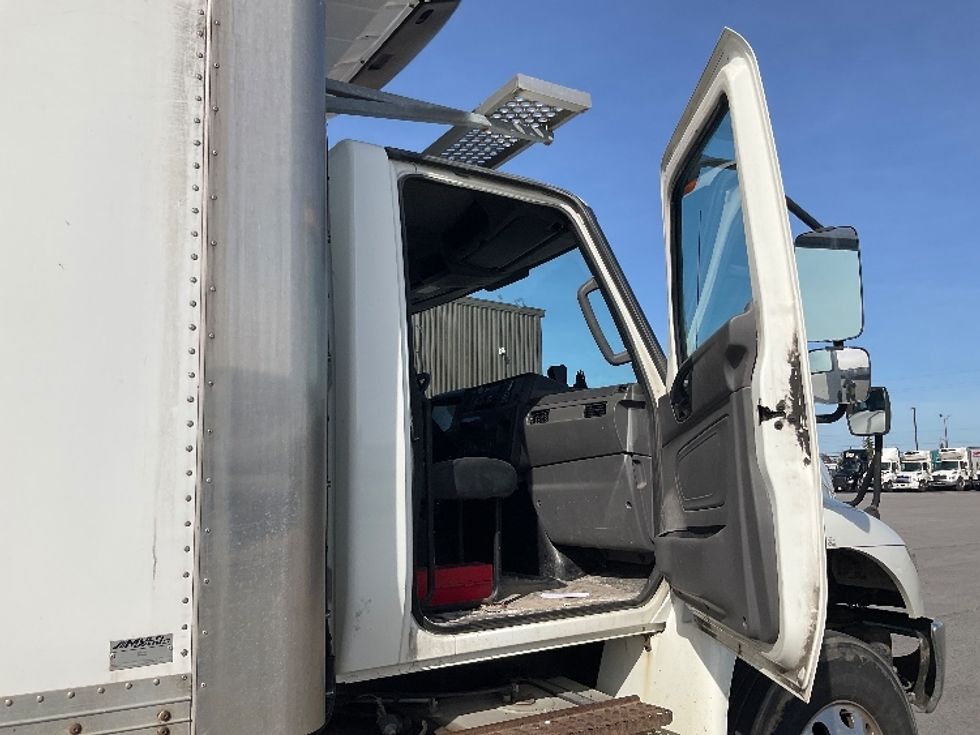 Refrigerated Truck-Light and Medium Duty Trucks-International-2020-MV607-Stoney Creek-ON-257,289\n\t\tkm-$ 74,500 - Image 20