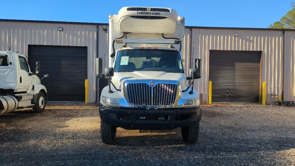 Refrigerated Truck-Light and Medium Duty Trucks-International-2020-MV607-Suwanee-GA-306,660\n\t\tmiles-$ 29,500 - Image 2