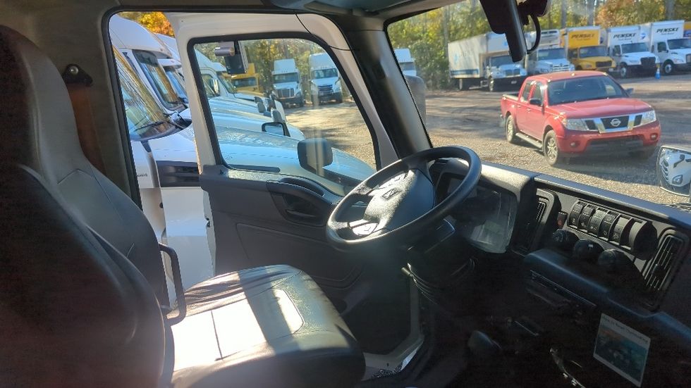 Refrigerated Truck-Light and Medium Duty Trucks-International-2020-MV607-Suwanee-GA-306,660\n\t\tmiles-$ 29,500 - Image 21