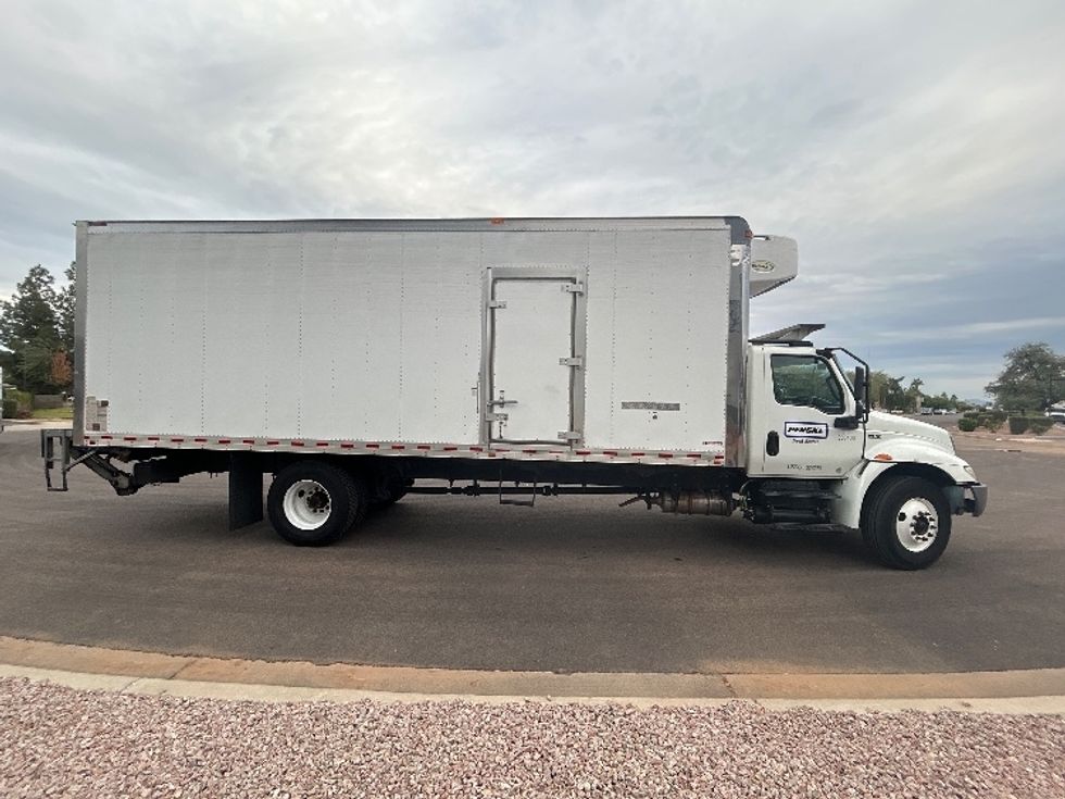 Refrigerated Truck-Light and Medium Duty Trucks-International-2020-MV607-Tempe-AZ-158,051\n\t\tmiles-$ 57,750 - Image 11