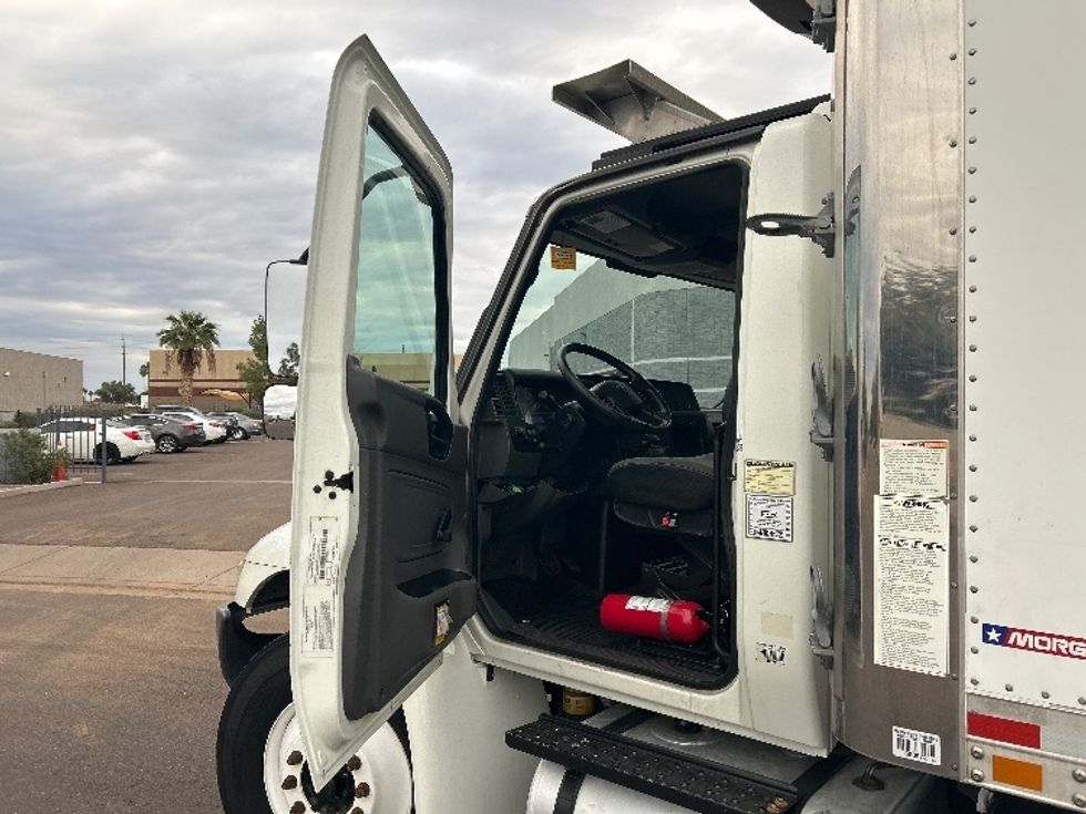 Refrigerated Truck-Light and Medium Duty Trucks-International-2020-MV607-Tempe-AZ-158,051\n\t\tmiles-$ 57,750 - Image 17