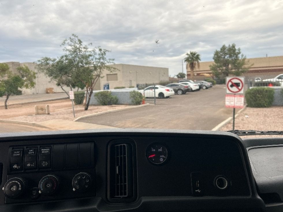 Refrigerated Truck-Light and Medium Duty Trucks-International-2020-MV607-Tempe-AZ-158,051\n\t\tmiles-$ 57,750 - Image 27