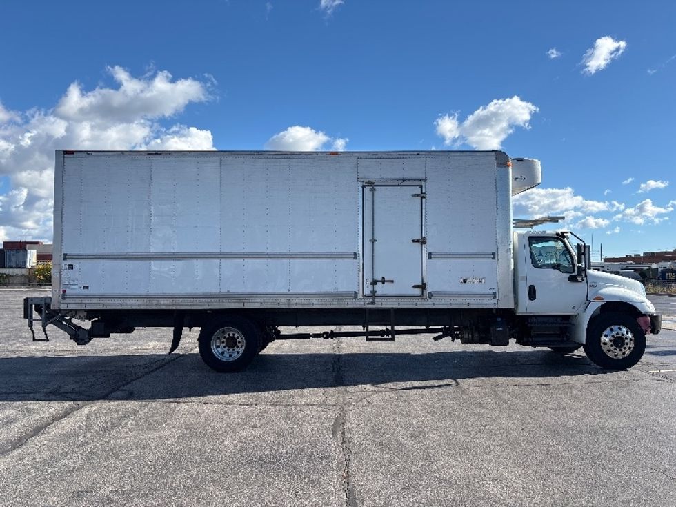 Refrigerated Truck-Light and Medium Duty Trucks-International-2020-MV607-Toronto-ON-275,200\n\t\tkm-$ 60,000 - Image 15