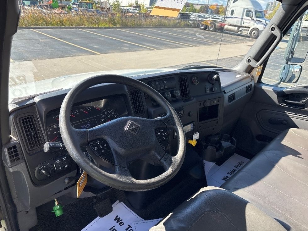 Refrigerated Truck-Light and Medium Duty Trucks-International-2020-MV607-Toronto-ON-275,200\n\t\tkm-$ 60,000 - Image 17