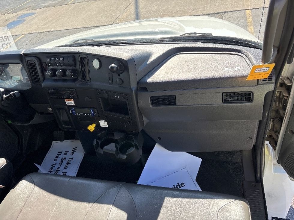Refrigerated Truck-Light and Medium Duty Trucks-International-2020-MV607-Toronto-ON-275,200\n\t\tkm-$ 60,000 - Image 21