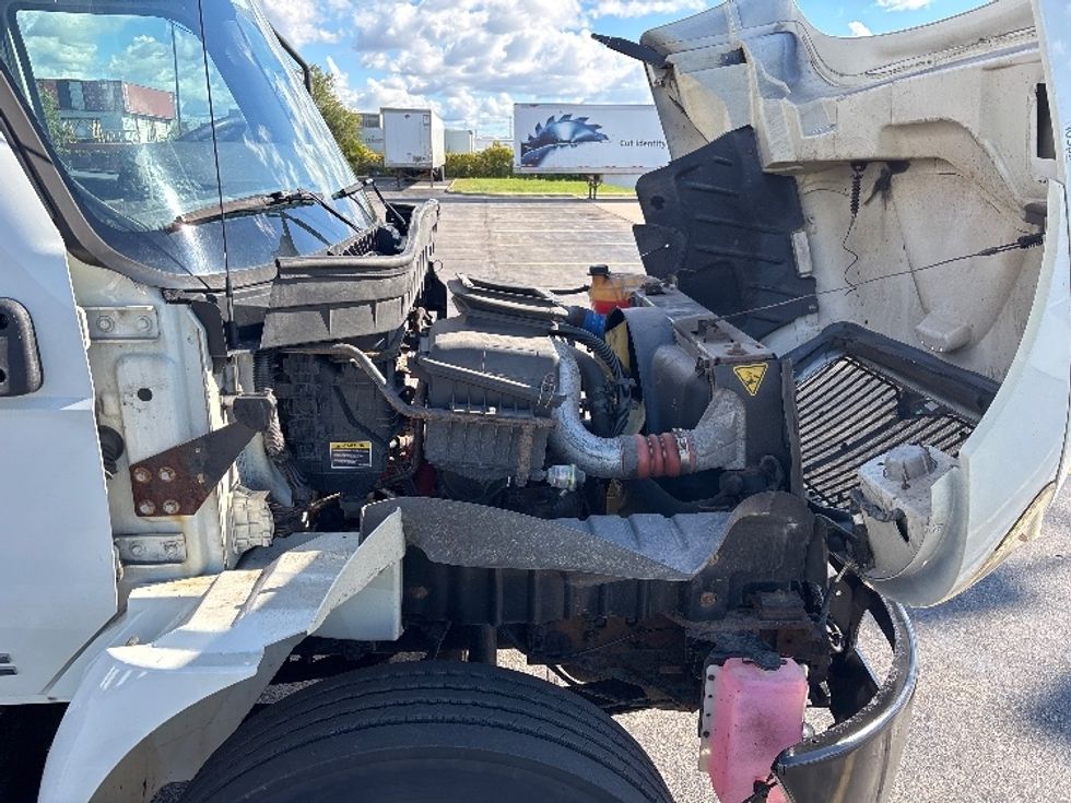 Refrigerated Truck-Light and Medium Duty Trucks-International-2020-MV607-Toronto-ON-275,200\n\t\tkm-$ 60,000 - Image 23