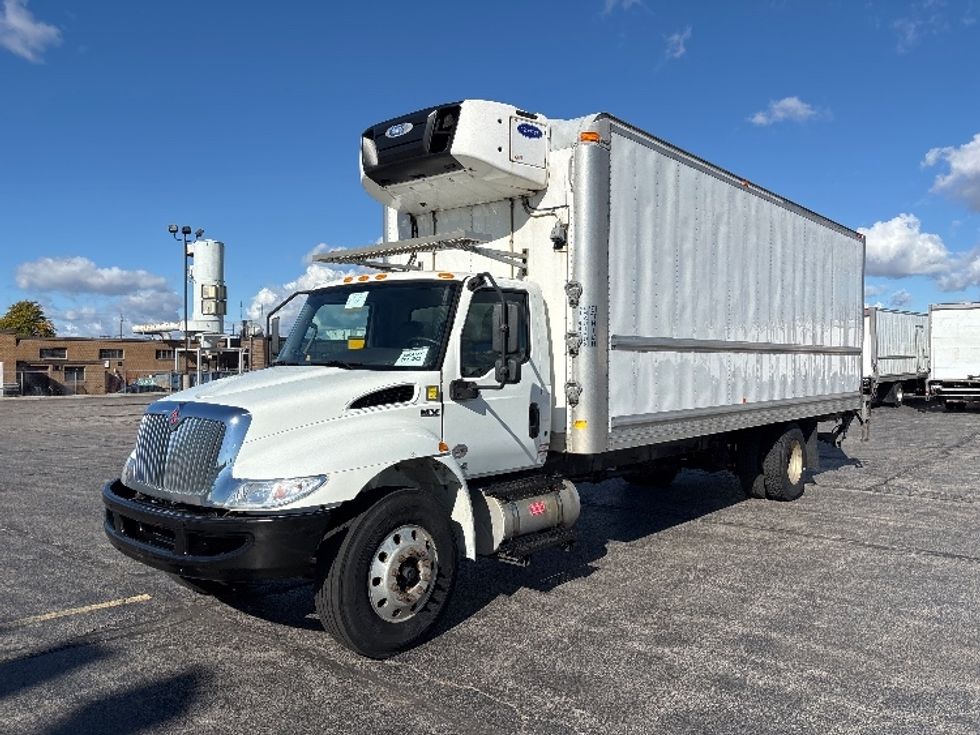 Refrigerated Truck-Light and Medium Duty Trucks-International-2020-MV607-Toronto-ON-275,200\n\t\tkm-$ 60,000 - Image 3