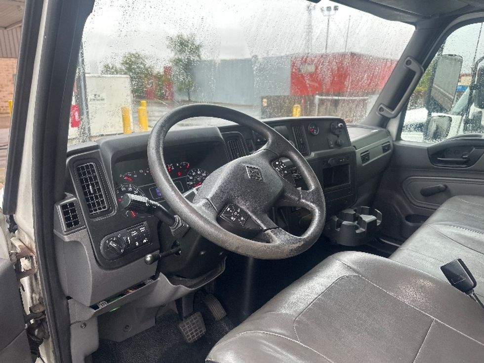 Refrigerated Truck-Light and Medium Duty Trucks-International-2020-MV607-Toronto-ON-353,705\n\t\tkm-$ 58,250 - Image 17