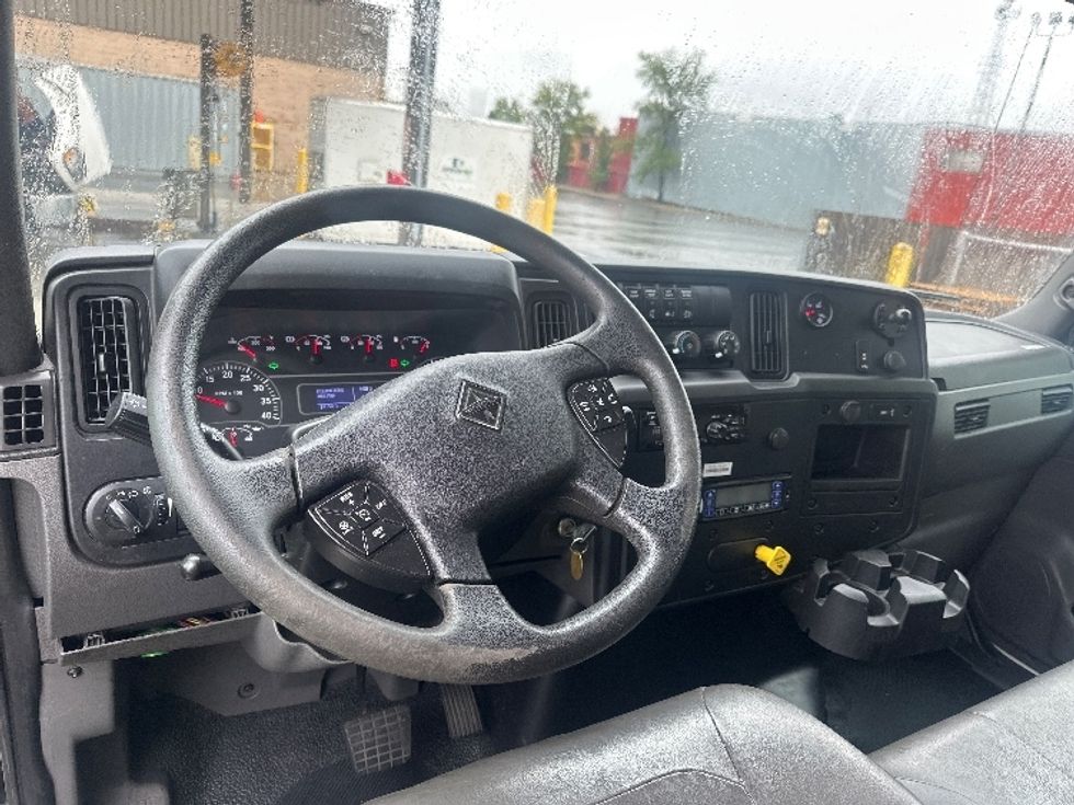 Refrigerated Truck-Light and Medium Duty Trucks-International-2020-MV607-Toronto-ON-353,705\n\t\tkm-$ 58,250 - Image 18