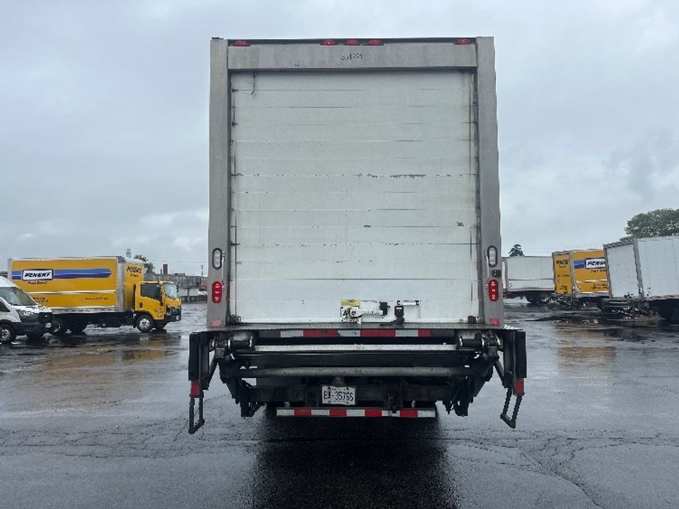 Refrigerated Truck-Light and Medium Duty Trucks-International-2020-MV607-Toronto-ON-353,705\n\t\tkm-$ 58,250 - Image 7