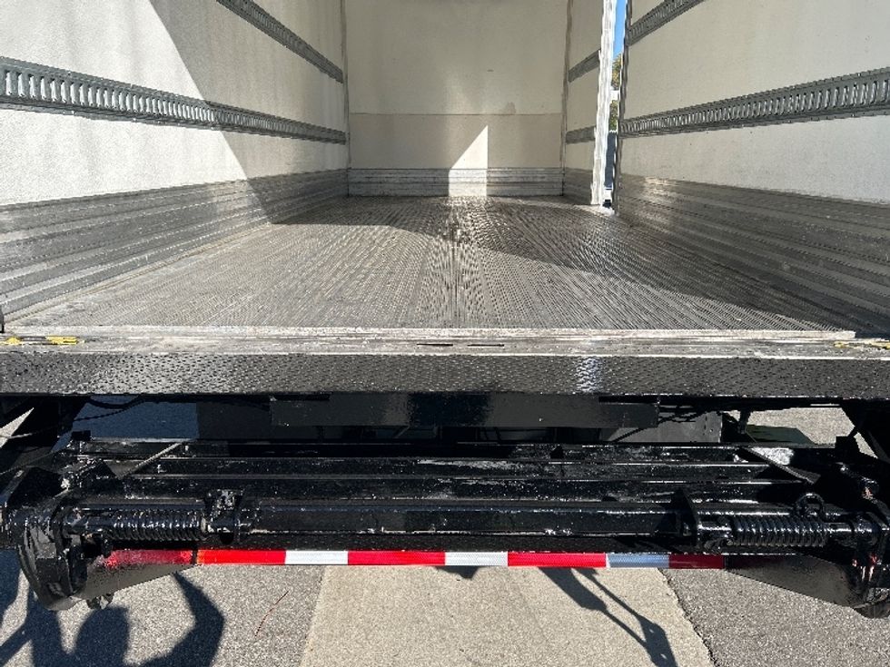 Refrigerated Truck-Light and Medium Duty Trucks-International-2020-MV607-Torrance-CA-129,081\n\t\tmiles-$ 58,500 - Image 10