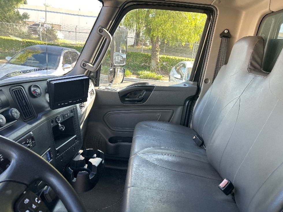 Refrigerated Truck-Light and Medium Duty Trucks-International-2020-MV607-Torrance-CA-129,081\n\t\tmiles-$ 58,500 - Image 19