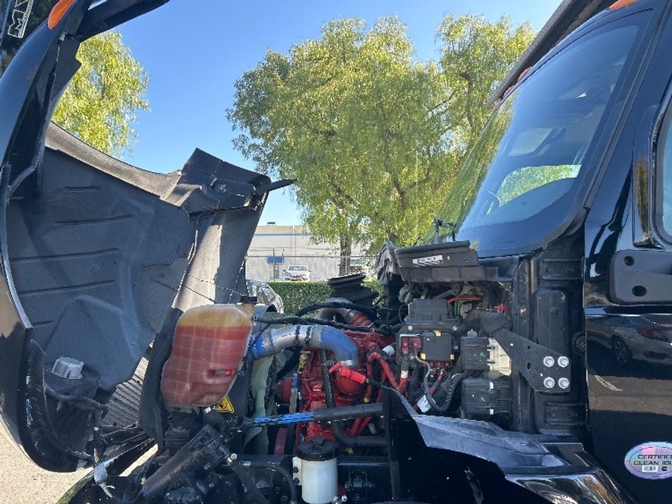 Refrigerated Truck-Light and Medium Duty Trucks-International-2020-MV607-Torrance-CA-129,081\n\t\tmiles-$ 58,500 - Image 24