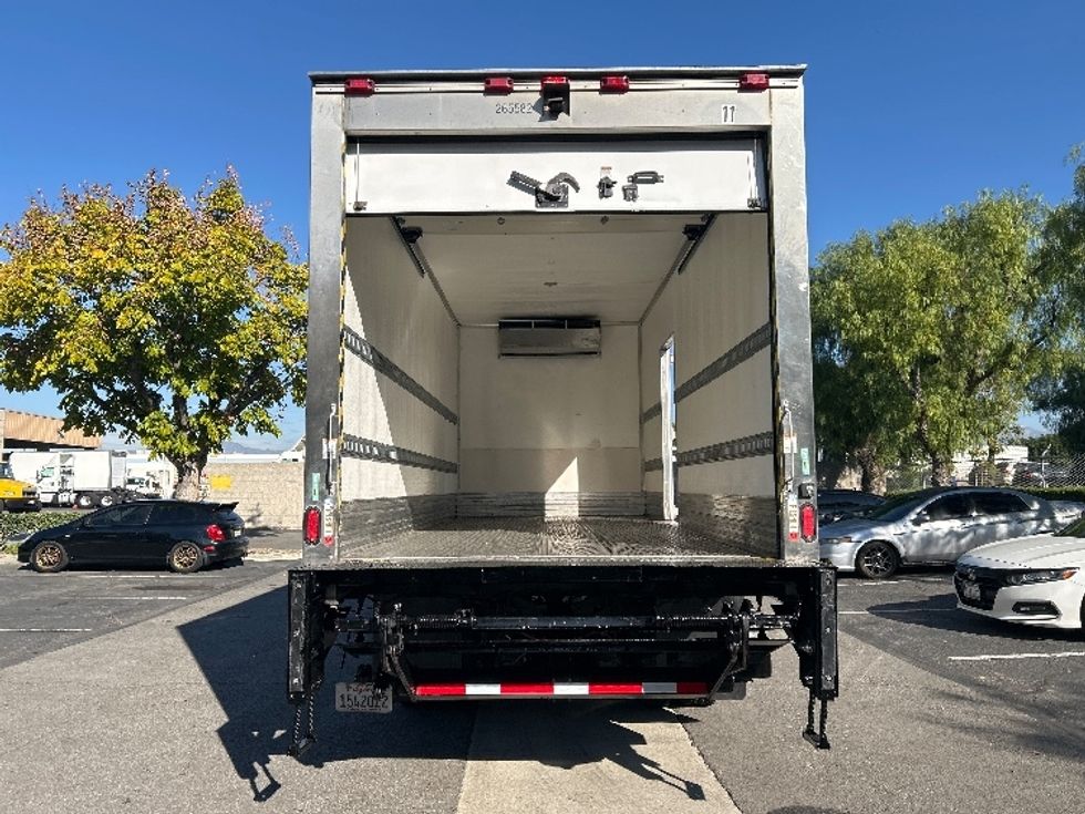 Refrigerated Truck-Light and Medium Duty Trucks-International-2020-MV607-Torrance-CA-129,081\n\t\tmiles-$ 58,500 - Image 8